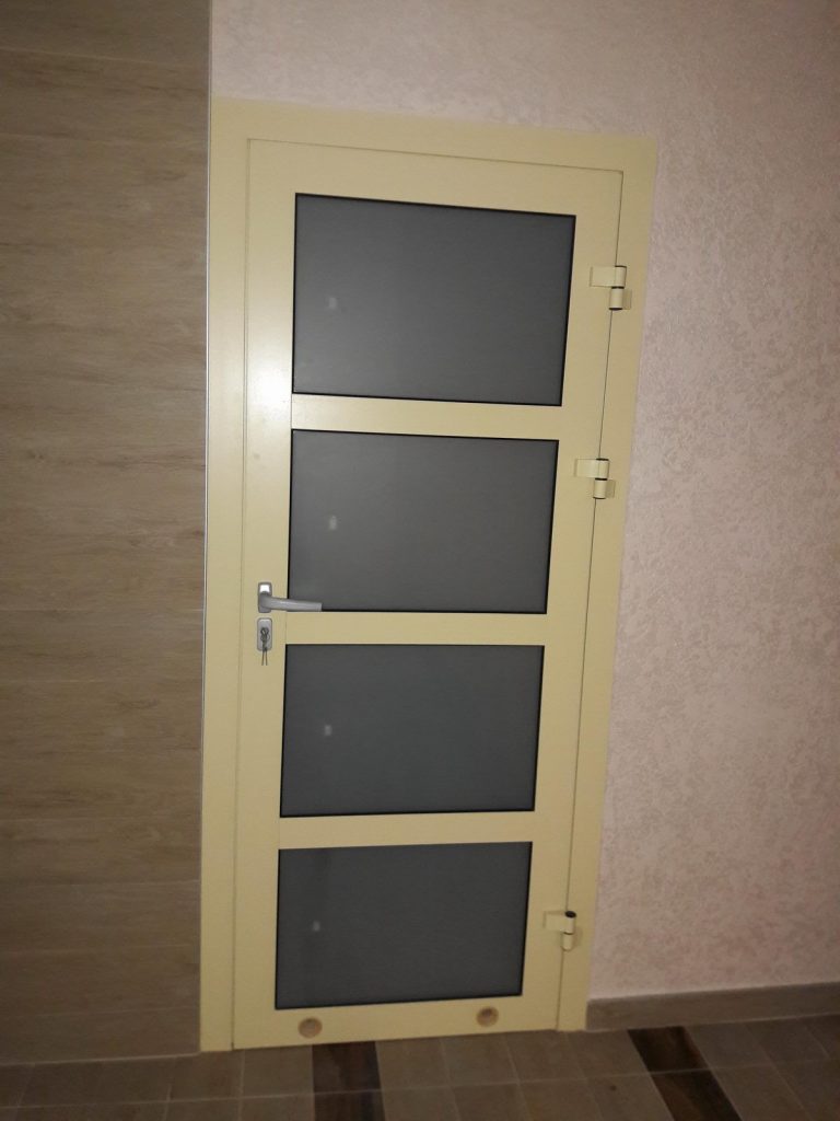 дверi 01
